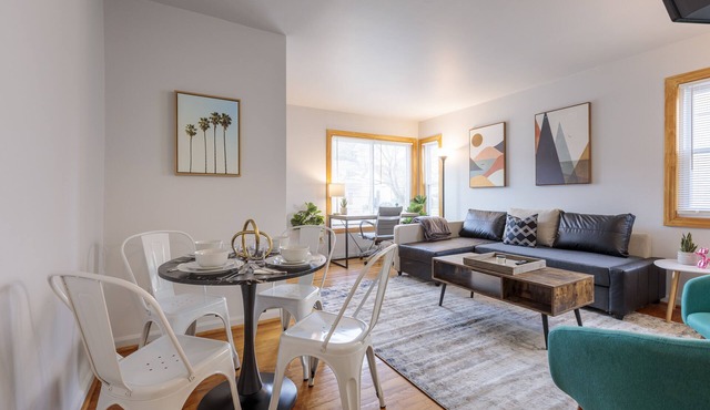 Stylish & Spacious Royal Oak Getaway!