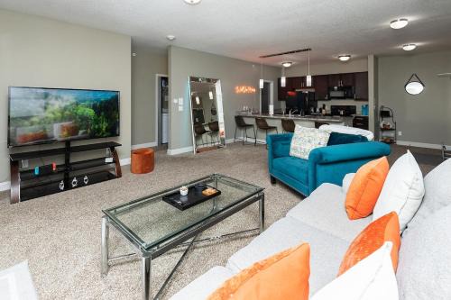 Stylish & Spacious, Pool, Nintendo Switch, King bed