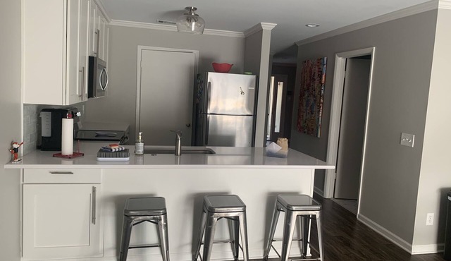 Stylish Stay Near AU Stadium and Downtown!