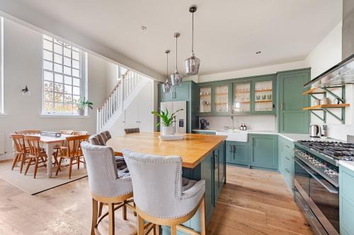 Stylish Stay with All You Need, The Old Grammar School