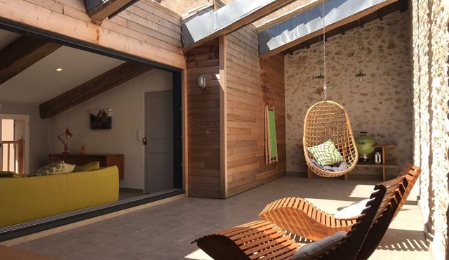 Stylish stone house in Cathar/Wine country, great for walking and wine tasting.