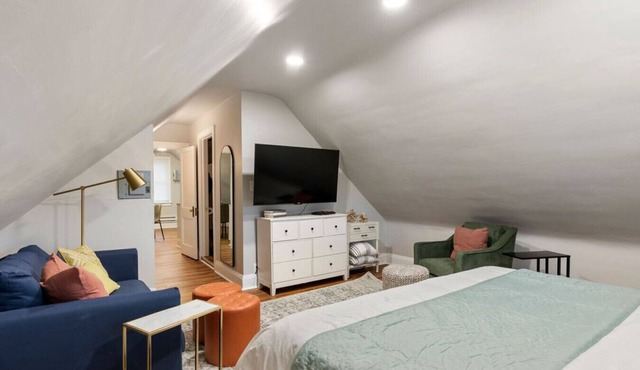 Stylish Studio Cleveland Clinic