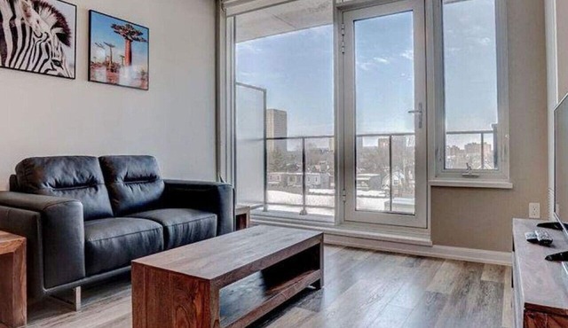 Stylish Studio Escape near Suya Palace with Terrace