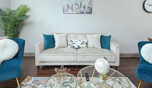 Stylish Suite | Atlantic Station | Free Parking