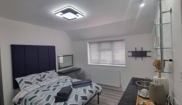 Stylish Suites with kitchenette 5