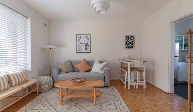 Stylish Sun Drenched North Bondi Beach Oasis