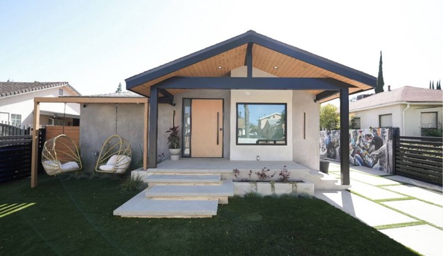 Stylish Sunny 4BR Retreat with Large Patio & BBQ