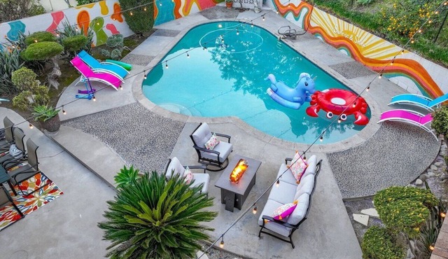 Stylish Sunrise Pool Home 4BD 3BA 10 Min to DTLA
