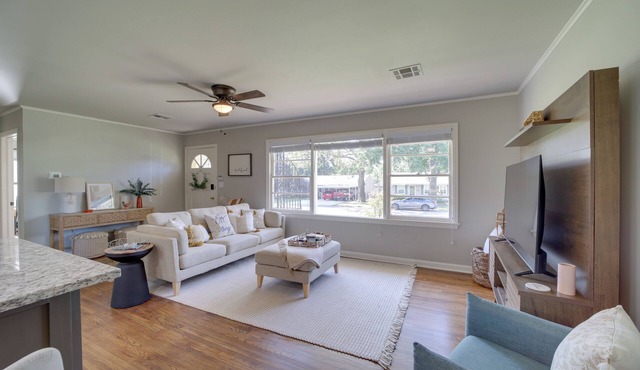 Stylish Tulsa Home w/Modern Updates!