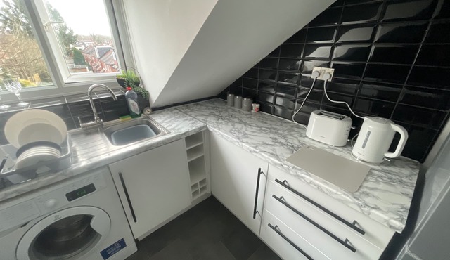 Stylish Two Bedroom Apartment in Leeds