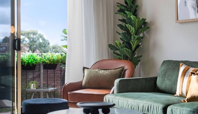 Stylish Urban Retreat on Eden