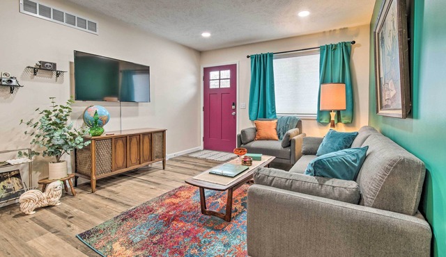 Stylish Vacation Rental - Walk to ISU!