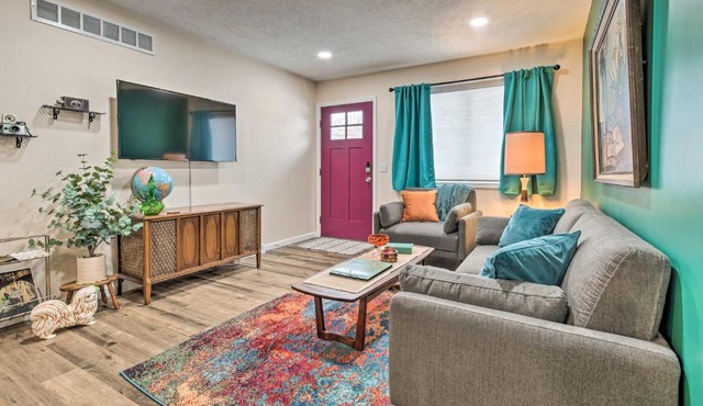 Stylish Vacation Rental - Walk to ISU!