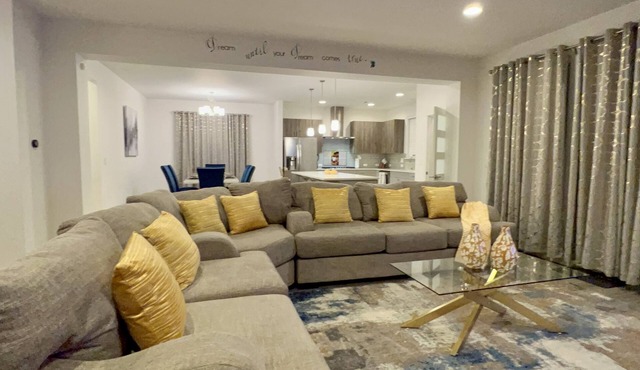 Stylish Villa: Newly built graceful house