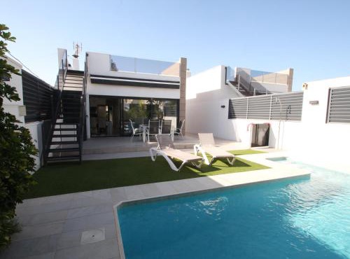 Stylish Villa with pool