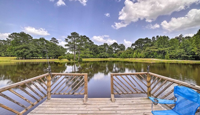 Stylish Woodville Cabin: Fishing Dock Access!