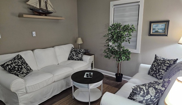 Stylishly decorated family friendly home with Island & ocean views.