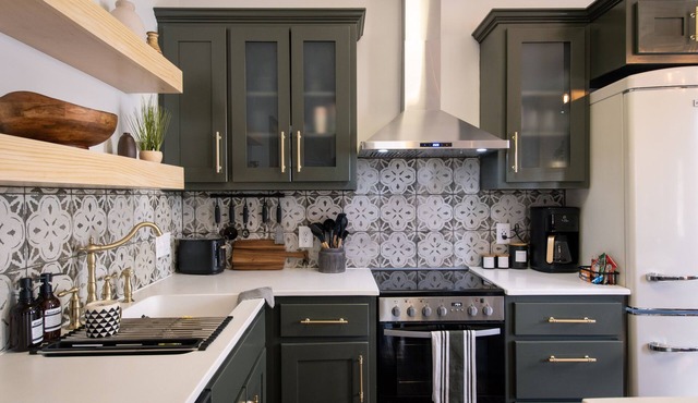 Stylishly Renovated 2BR Home Near Downtown & Zoo