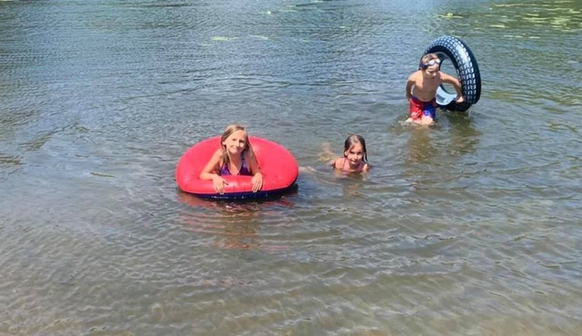 Sunny Acres Resort and Marina