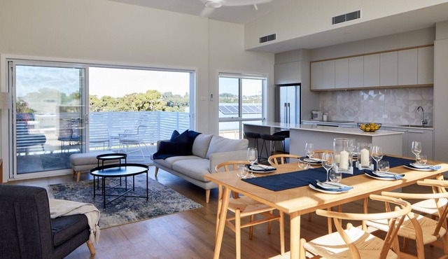 Su-Jo - Villa 5 - Contemporary coastal charm