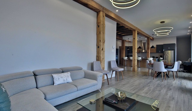 Sublime 3BR/3BA condo with Parking in the Heart of Old Montreal