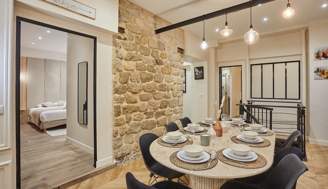 Sublime Apartment in the Heart of Paris 10 People