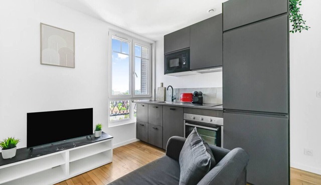Sublime apartment La Défense Paris Gare 2Pers