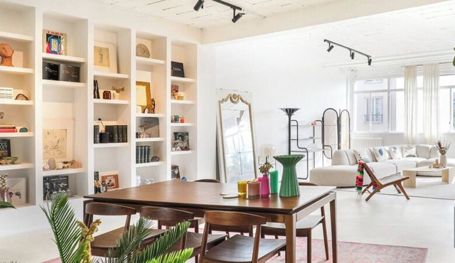 Sublime artist's loft in Montreuil ideal for families.