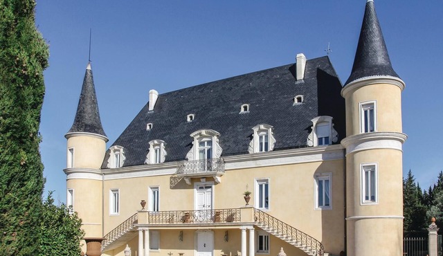 Sublime château avec piscine