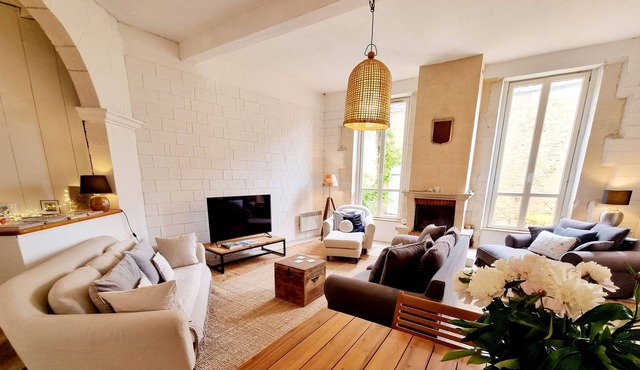 Sublime Charentaise house