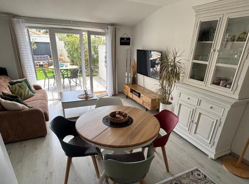 Sublime et paisible maison sur Bellegarde entre Nimes et Arles