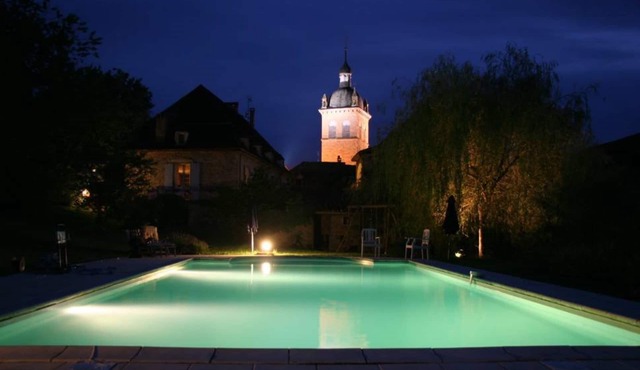Sublime mansion of the XXVIIIth + dependence