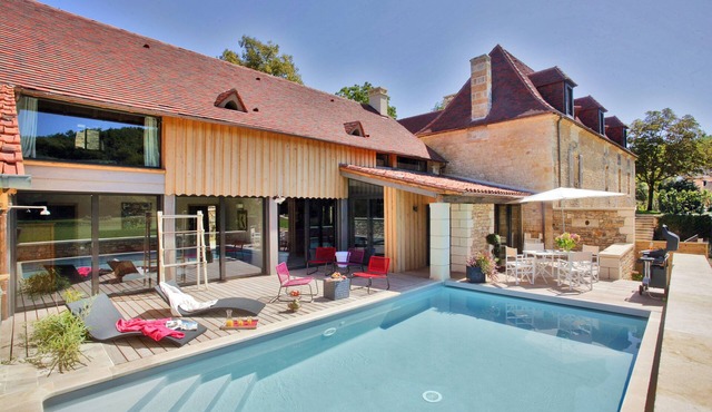 Sublime master house - quiet 5 * label private heated pool, sleeps 6