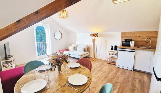 Sublime ROOFTOP sea and mountain view on the heights of Bastia