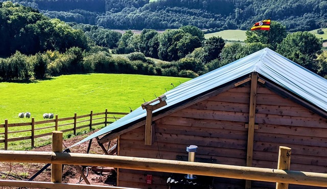 Sublime & Tranquil Safari Lodge - Hakuna Matata!