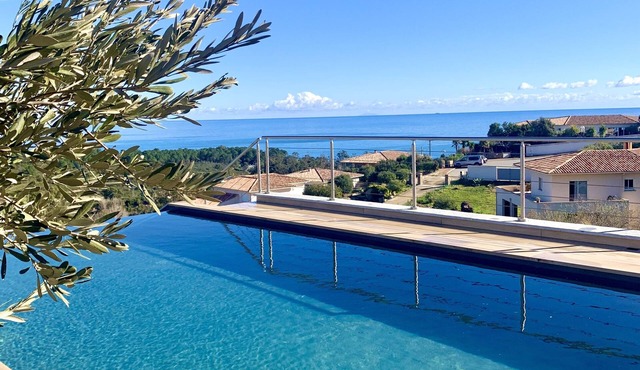 Sublime Villa vue mer Avec Piscine à Débordement