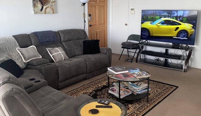 Suburban San Francisco Home 25 minutes for Downtown!