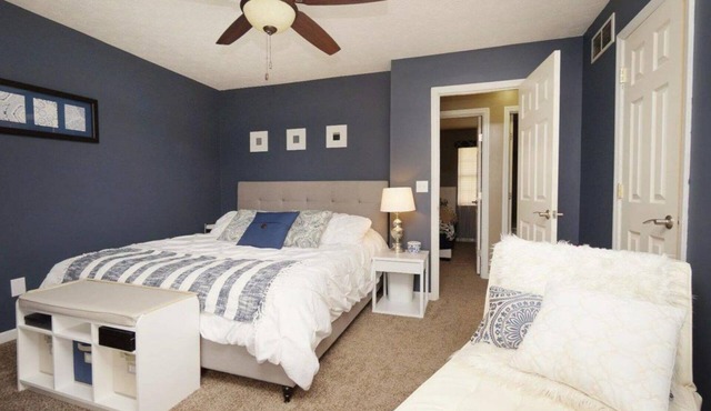 Suburban Sanctuary! Convienient to Cincinnati and Dayton