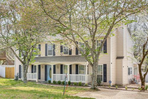 Suburban Sanctuary Peachtree Corners Getaway