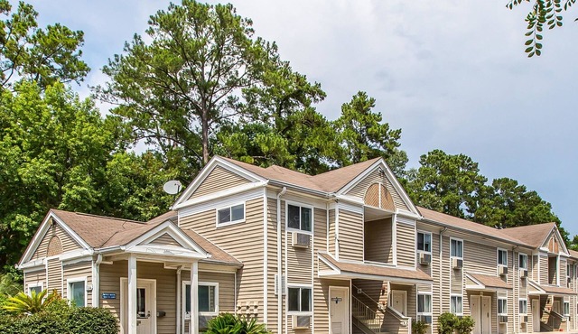 Suburban Studios Abercorn