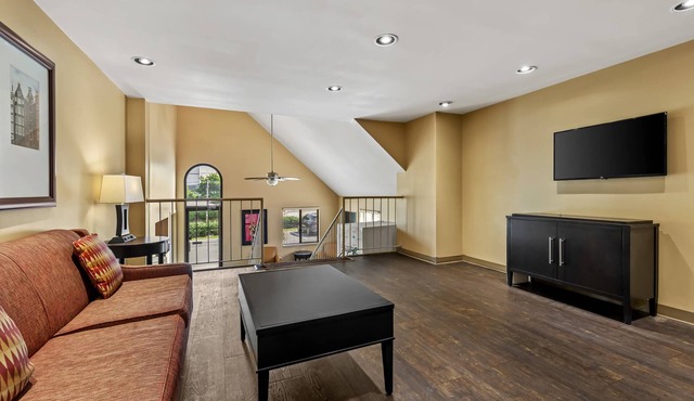 Suburban Studios Brentwood – Nashville