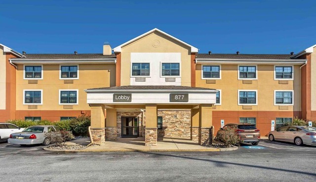 Suburban Studios Exton - Philadelphia Great Valley