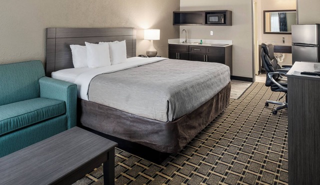 Suburban Studios Hotel Kingsland Near I-95