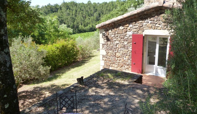Sud Adèche in VINEZAC Cottage in the heart of an olive grove