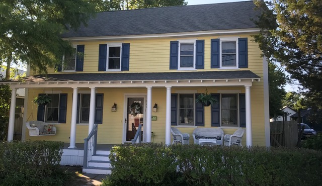 Suds & Sand, walk to Brewery or Drive to the Beach