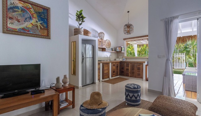 Sueños 2 – 1BR Villa with Pool, Starlink, Walk to Beach & Shops, Las Terrenas