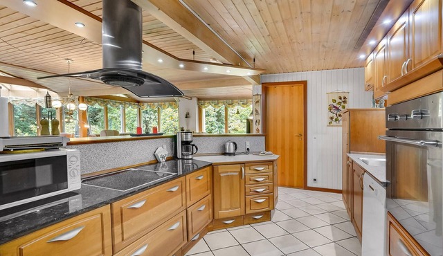 Sufficient space for all you will find in this cozy cottage.