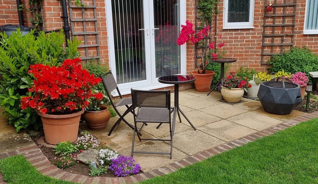 Suffolk Ipswich Midweek & Weekend Short Breaks - Business Trips - 5★ Reviews