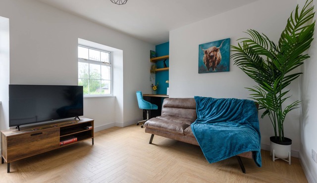 Sugar Loaf Loft, Abergavenny Town Centre