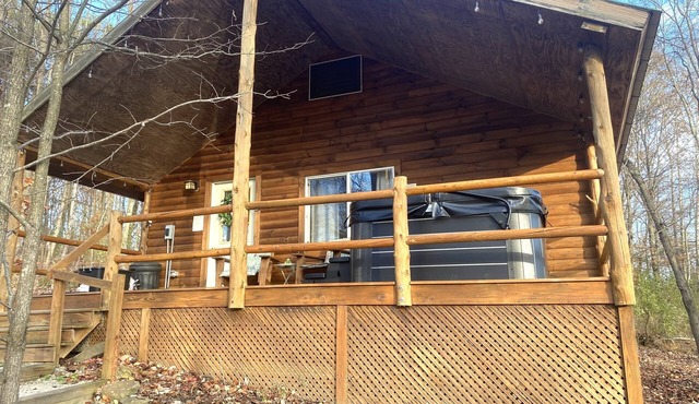 Sugar Maple Cabin (Hocking Hills)